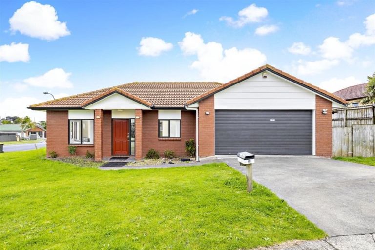 Photo of property in 2 Derryveagh Lane, Weymouth, Auckland, 2103