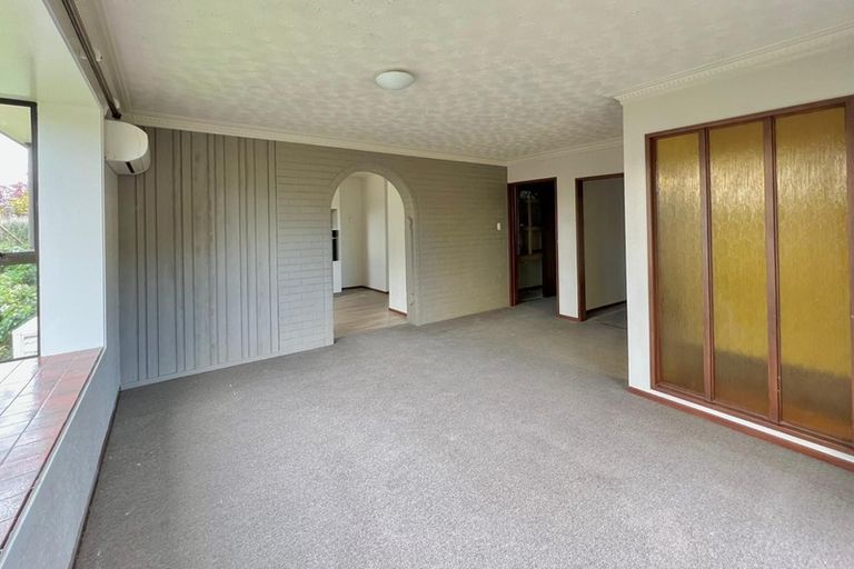 Photo of property in 9 Montclare Avenue, Ilam, Christchurch, 8041