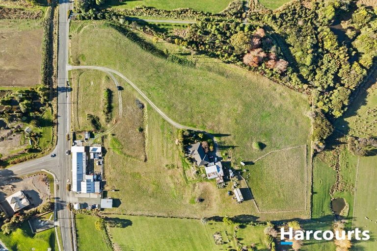 Photo of property in 166 Mapua Drive, Mapua, Upper Moutere, 7173