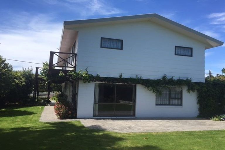 Photo of property in 16 Kennedys Bush Road, Halswell, Christchurch, 8025