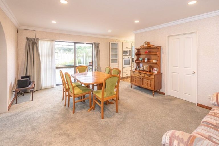 Photo of property in 10 Saint Helens Place, Tawhero, Whanganui, 4501