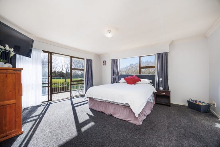 Photo of property in 18 Kentucky Way, Awapuni, Palmerston North, 4412