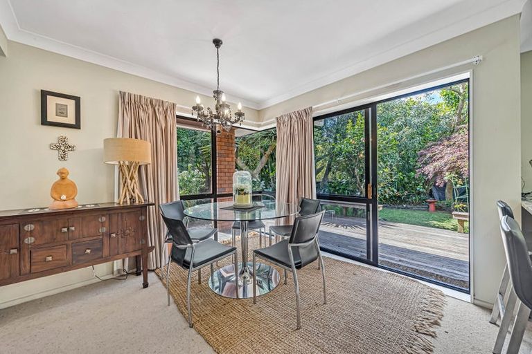 Photo of property in 379 Hobsonville Road, Hobsonville, Auckland, 0618