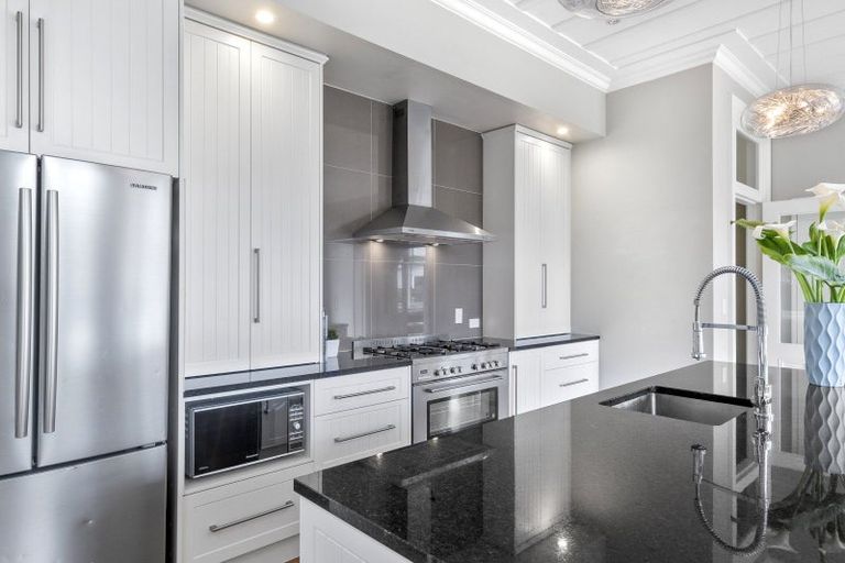 Photo of property in 71 Albert Street, Saint Clair, Dunedin, 9012