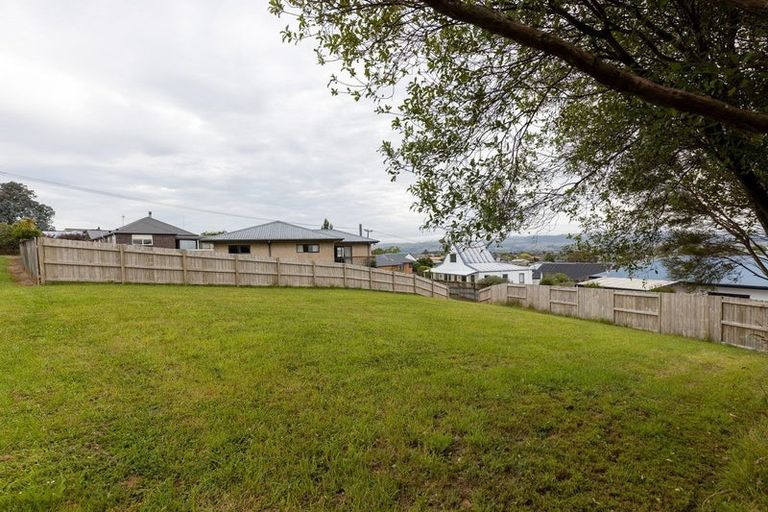 Photo of property in 16 Lydia Place, Kelvin Grove, Palmerston North, 4414