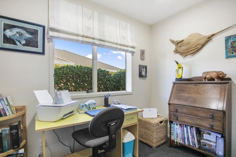 Photo of property in 111 Everitt Crescent, Whangamata, 3620