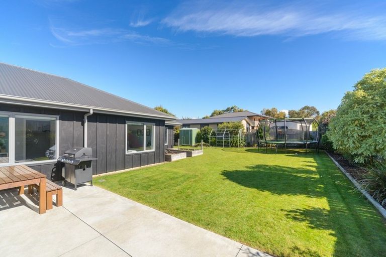 Photo of property in 4 Poplar Grove, Feilding, 4702