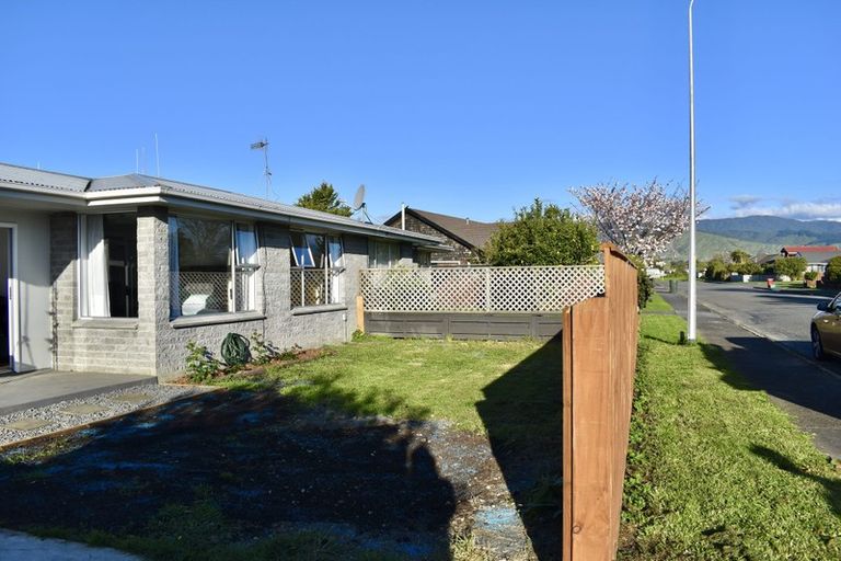 Photo of property in 4a Knights Grove, Otaki, 5512