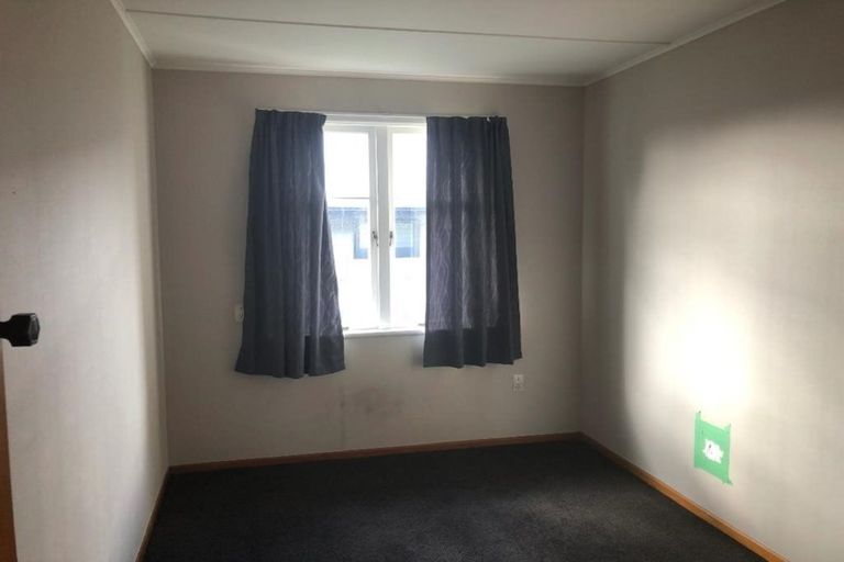 Photo of property in 32 Roberts Line, Kelvin Grove, Palmerston North, 4414