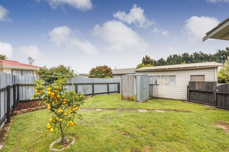 Photo of property in 3a Pluto Place, Milson, Palmerston North, 4414