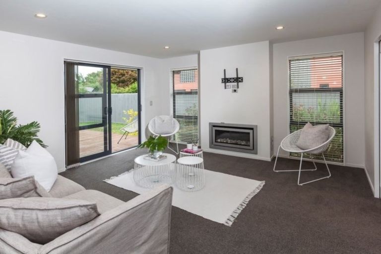 Photo of property in 45 Woodville Street, Edgeware, Christchurch, 8013