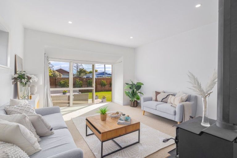 Photo of property in 40 Stapletons Road, Richmond, Christchurch, 8013