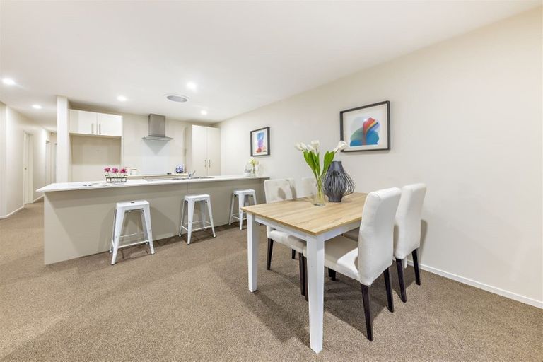 Photo of property in 19 Tribute Loop, Takanini, 2112