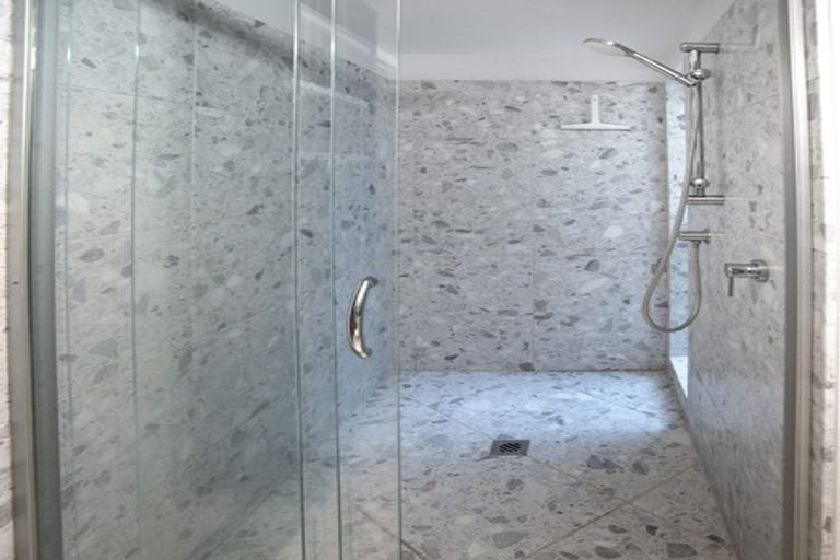 Photo of property in Aqua, 7/74 Oriental Parade, Oriental Bay, Wellington, 6011