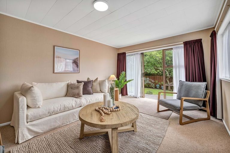 Photo of property in 30b Tukapa Street, Westown, New Plymouth, 4310