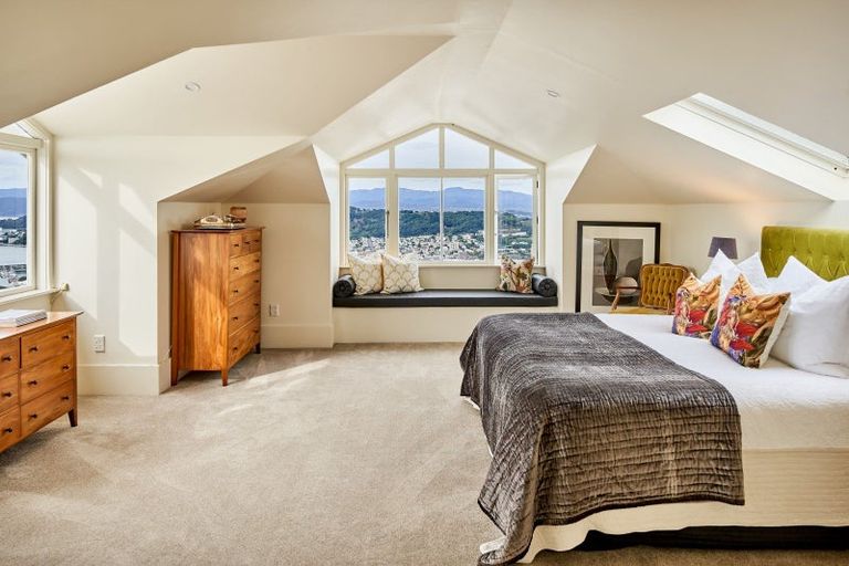 Photo of property in 52 Central Terrace, Kelburn, Wellington, 6012