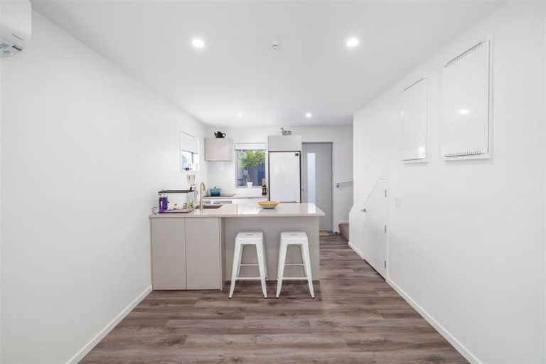 Photo of property in 3/51 Hills Road, Edgeware, Christchurch, 8013