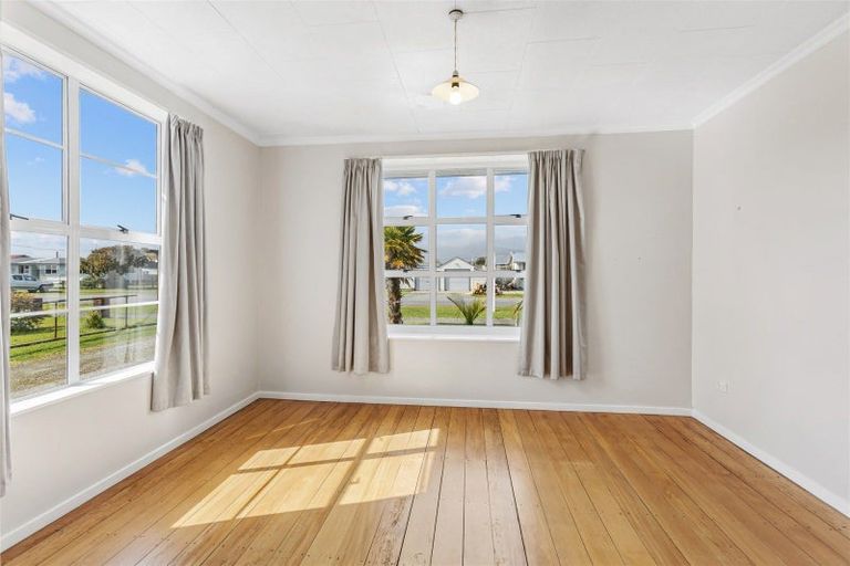 Photo of property in 47 Bright Street, Westport, 7825