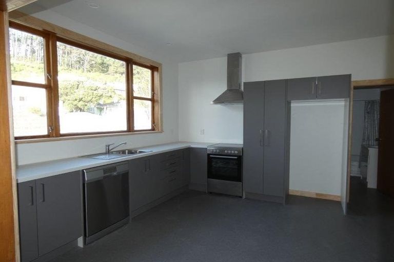 Photo of property in 24 Lawrence Street, Newtown, Wellington, 6021