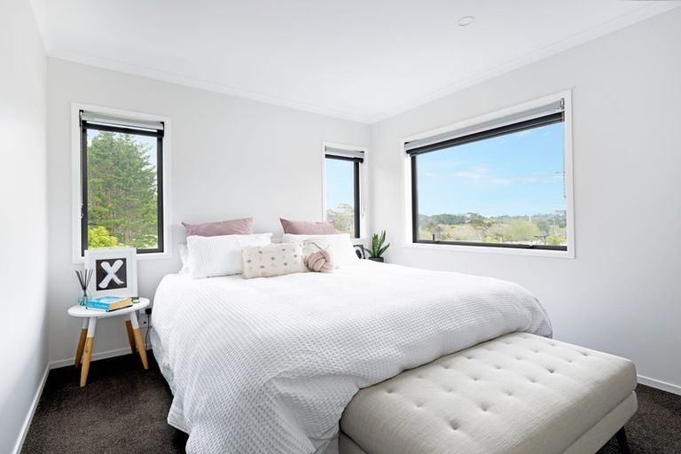 Photo of property in 1 Pukewhero Rise, Westgate, Auckland, 0614