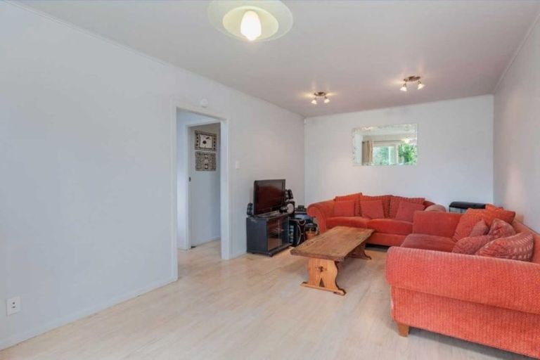 Photo of property in 2/24 Bailey Road, Mount Wellington, Auckland, 1060