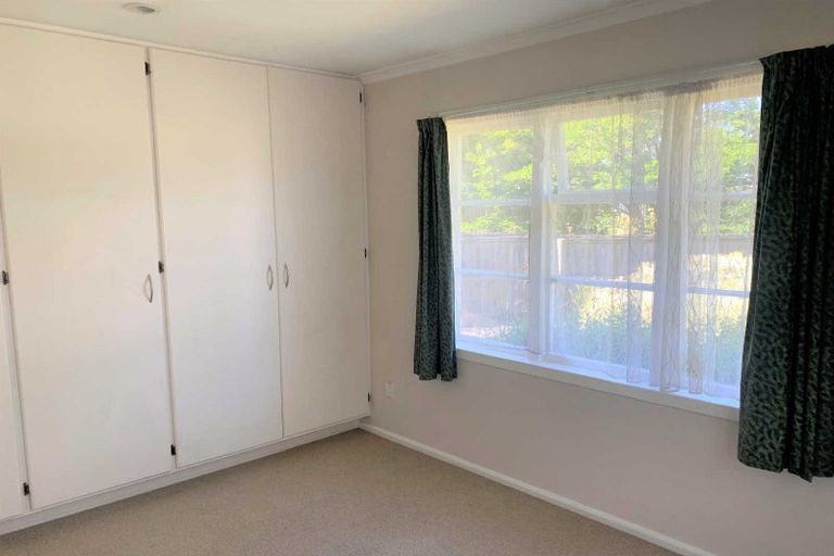 Photo of property in 38 Hollyford Avenue, Bryndwr, Christchurch, 8053