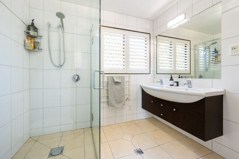 Photo of property in 2 Chestnut Court, Havelock North, 4130