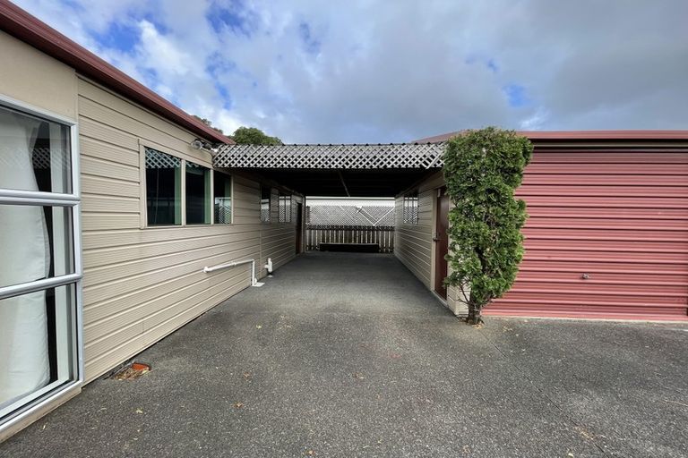 Photo of property in 13 Omana Road, Papatoetoe, Auckland, 2025