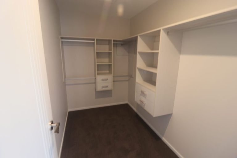 Photo of property in 2a Crystal Avenue, Te Atatu South, Auckland, 0602