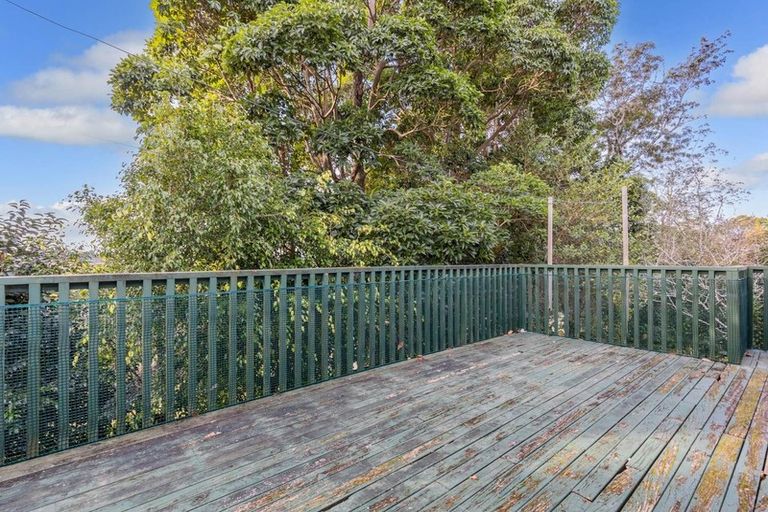 Photo of property in 11 Kilcar Place, Massey, Auckland, 0614