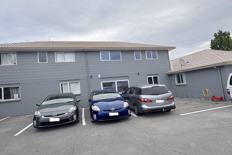 Photo of property in 4 Wharenui Road, Upper Riccarton, Christchurch, 8041