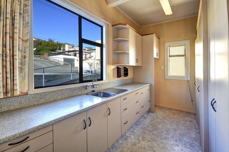 Photo of property in 23 Clyde Street, Kinmont Park, Mosgiel, 9024