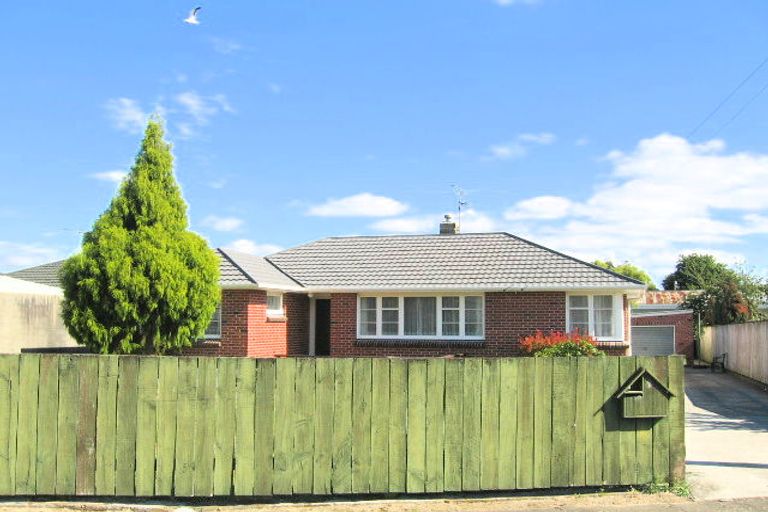 Photo of property in 1 Cole Grove, Wallaceville, Upper Hutt, 5018