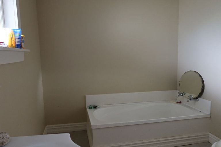 Photo of property in 6 Church Street, Aratapu, Dargaville, 0371