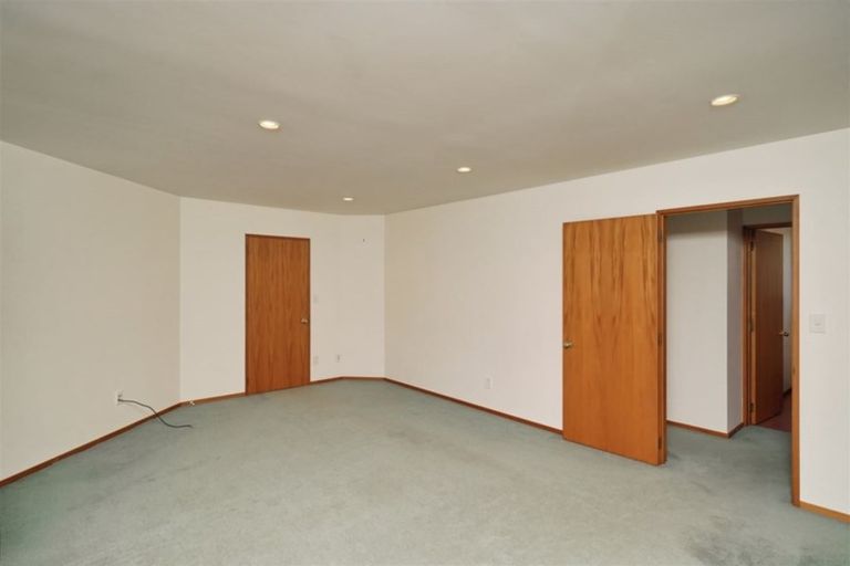 Photo of property in 2/16 Cardiff Avenue, Somerfield, Christchurch, 8024