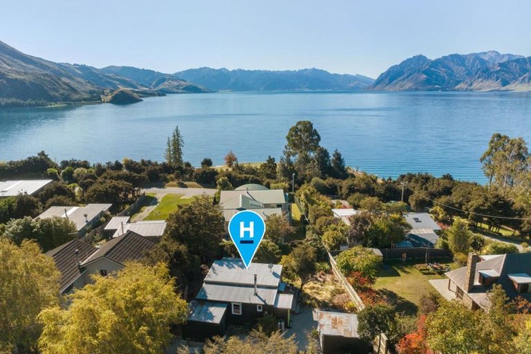 Photo of property in 76 Capell Avenue, Lake Hawea, Wanaka, 9382