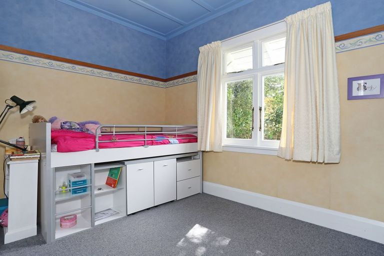 Photo of property in 427 Featherston Street, Palmerston North, 4414