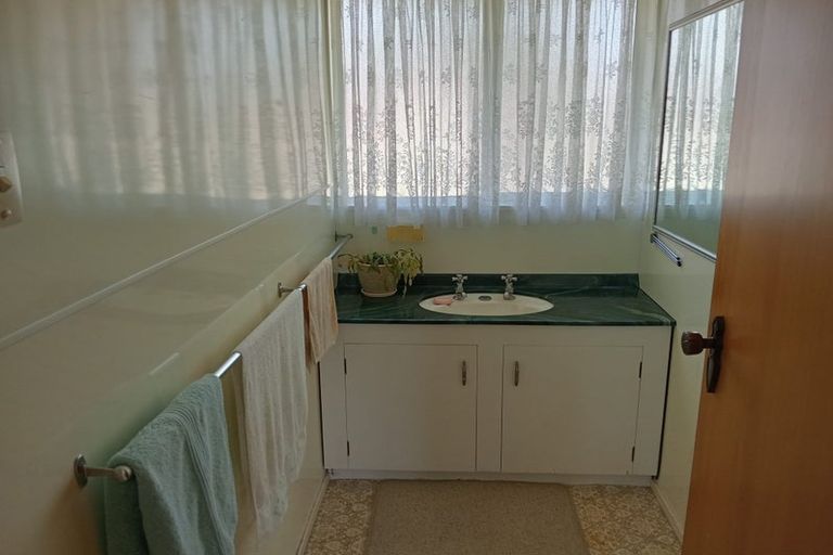 Photo of property in 20 Erskine Street, Tuatapere, 9620