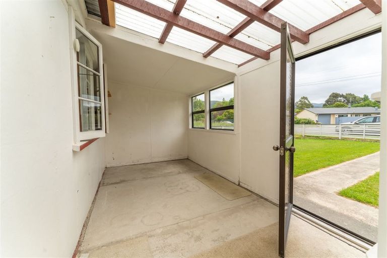Photo of property in 25 Point Bush Road, Waimate, 7924