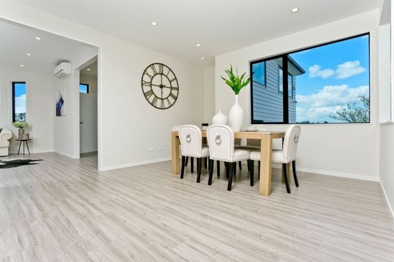 Photo of property in 55a Juniper Road, Sunnynook, Auckland, 0620
