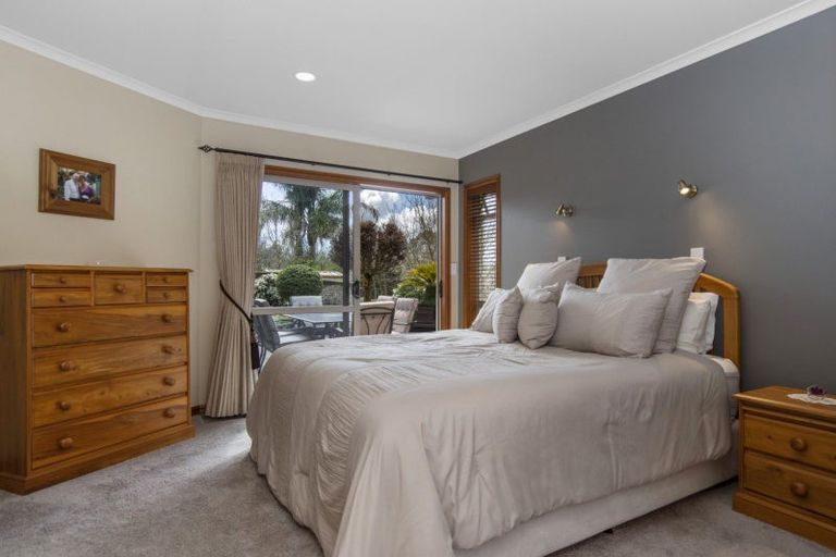 Photo of property in 22 Honeysuckle Lane, Ohauiti, Tauranga, 3112