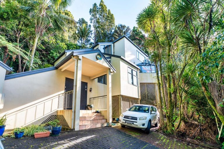 Photo of property in 35 Park Road, Titirangi, Auckland, 0604