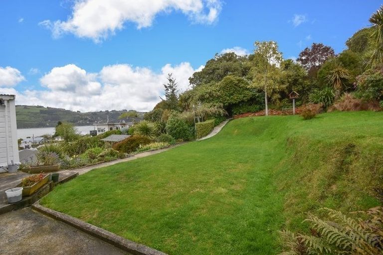 Photo of property in 1 Seddon Street, Ravensbourne, Dunedin, 9022