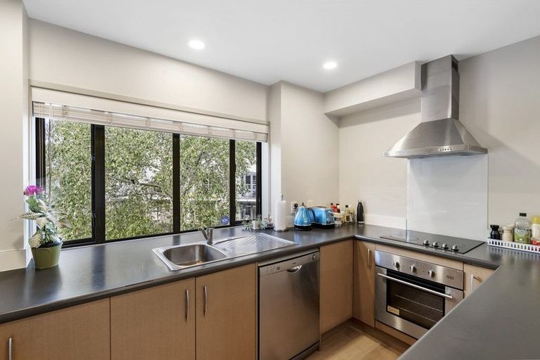 Photo of property in 4 Dovedale Place, Parnell, Auckland, 1010