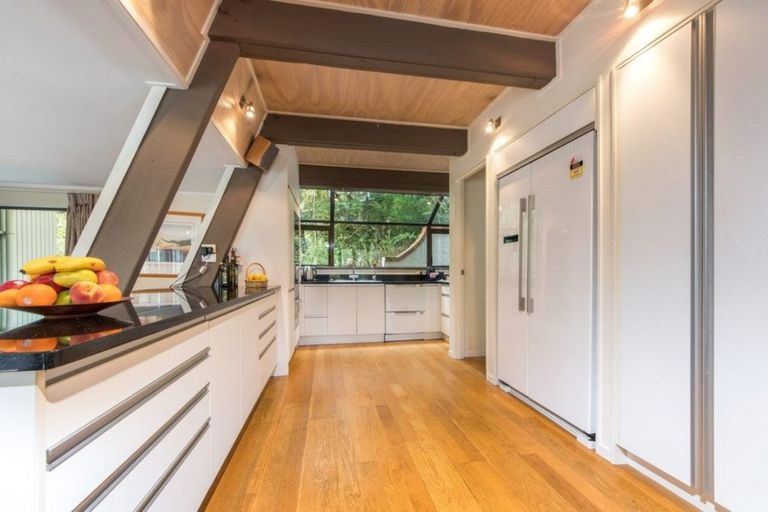 Photo of property in 75 Park Hill Road, Birkenhead, Auckland, 0626