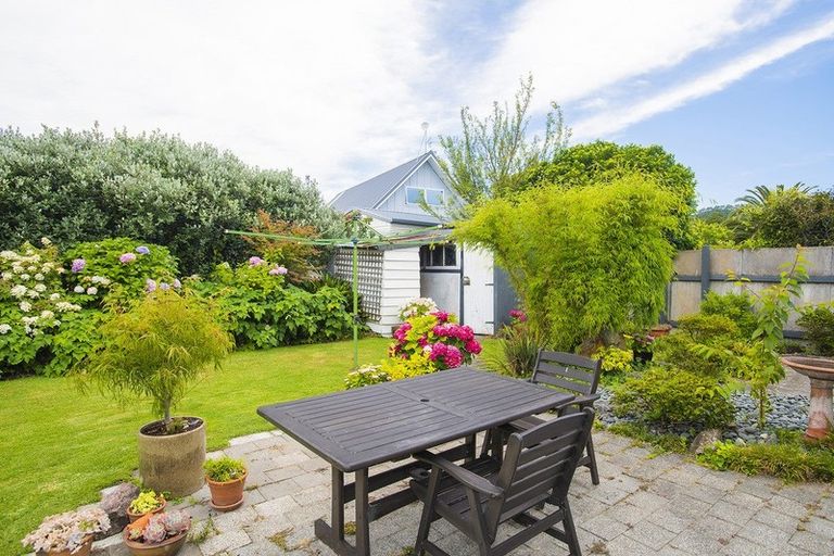 Photo of property in 8 Domett Street, Whataupoko, Gisborne, 4010
