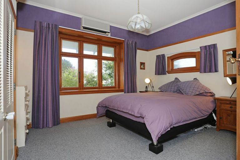 Photo of property in 427 Featherston Street, Palmerston North, 4414