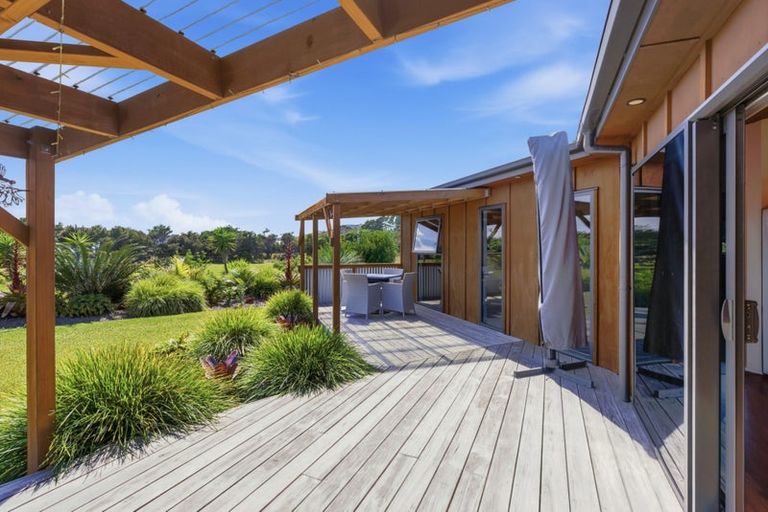 Photo of property in 4037b Far Road North, Pukenui, 0484
