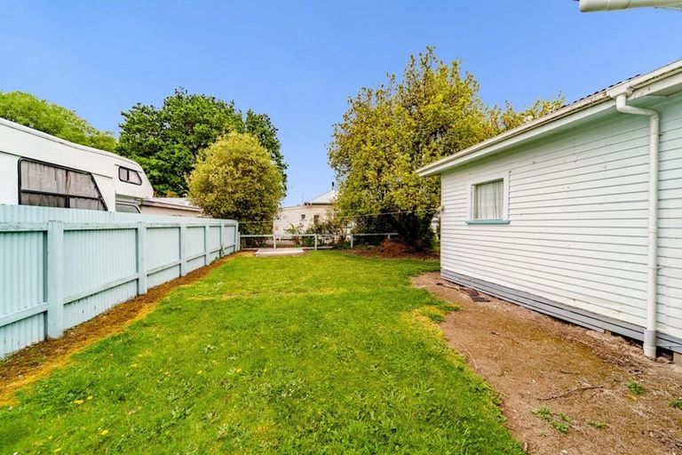 Photo of property in 50 Bibby Street, Waipawa, 4210