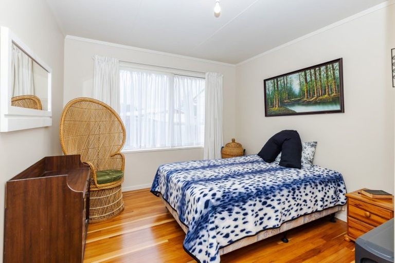 Photo of property in 9 Bremridge Place, Melville, Hamilton, 3206